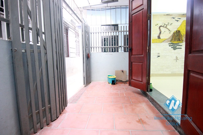 Unfurnished cheap 4 floors house for rent in Tayho 